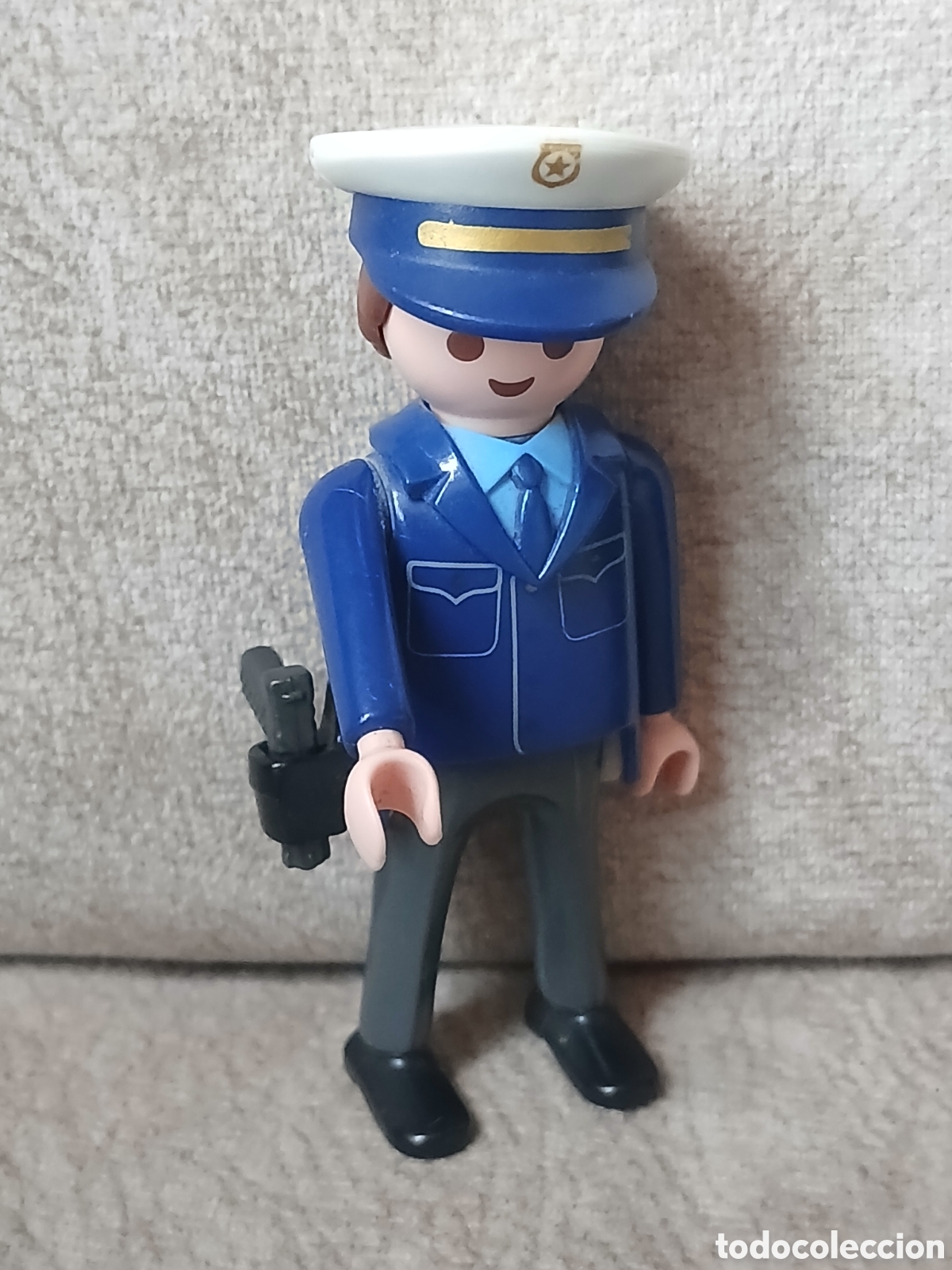 Playmobil: 3 Figuras Oficial de Policia - Foto 2