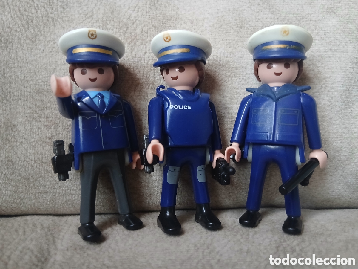 Playmobil: 3 Figuras Oficial de Policia
