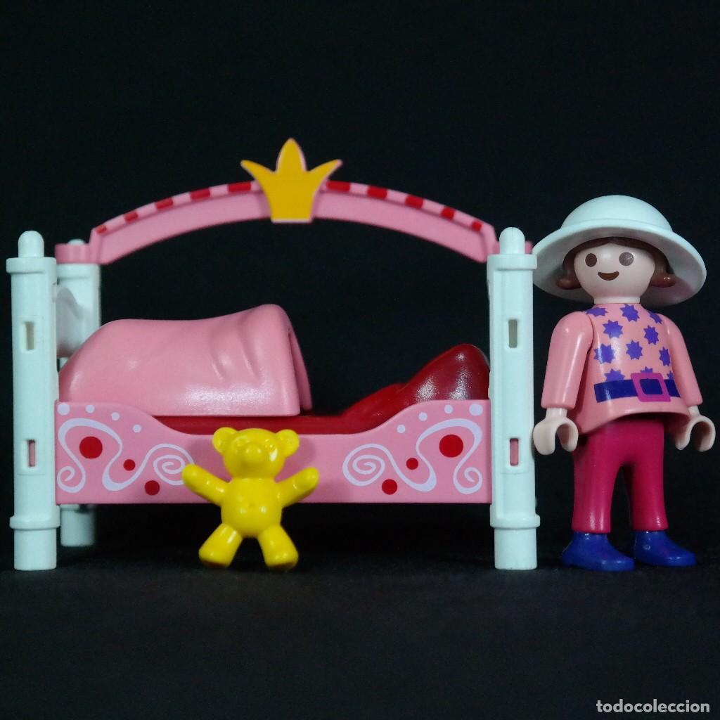 Playmobil: Playmobil ni&ntilde;a con cama ☼