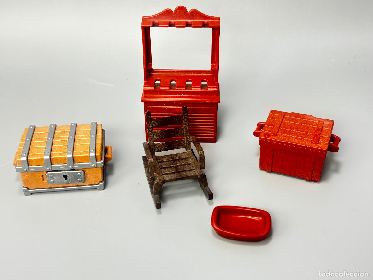 Playmobil: Playmobil lote armero mecedora ba&uacute;l cofre