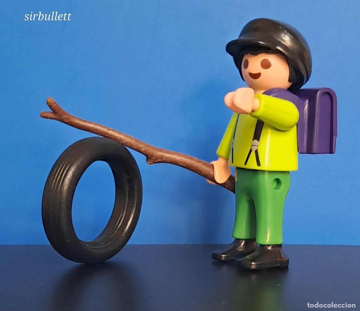 Playmobil: Figura ni&ntilde;o con rueda y mochila. Vuelta del colegio. Vintage cl&aacute;sico. Playmobil. Victoriano oeste