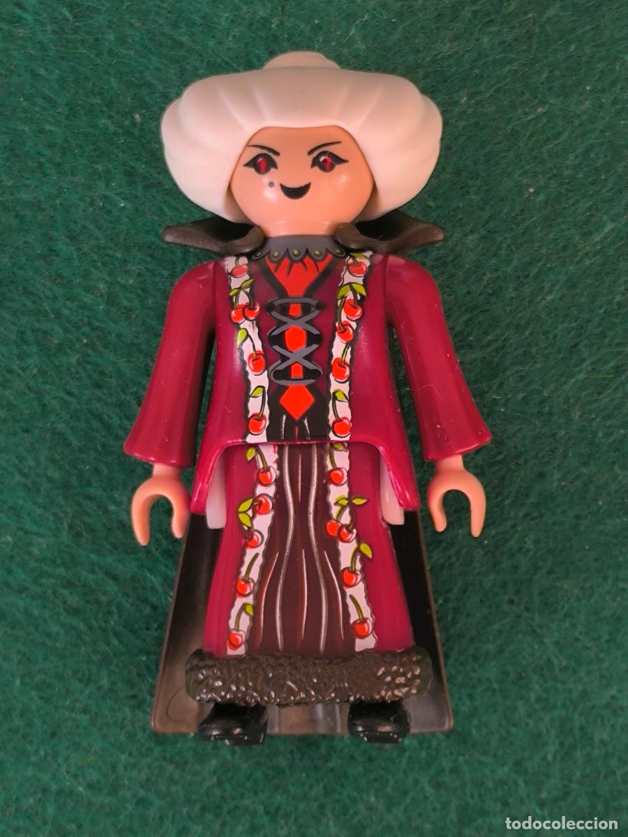 Playmobil: playmobil vampiresa vestido burdeos peluca blanca mo&ntilde;o capa marr&oacute;n ojos rojos bruja hechicera