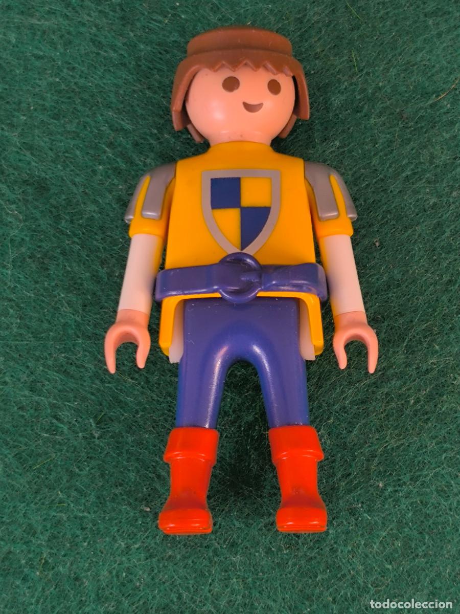Playmobil: playmobil caballero soldado medieval amarillo azul marino botas anaranjadas vikingos castillo torneo