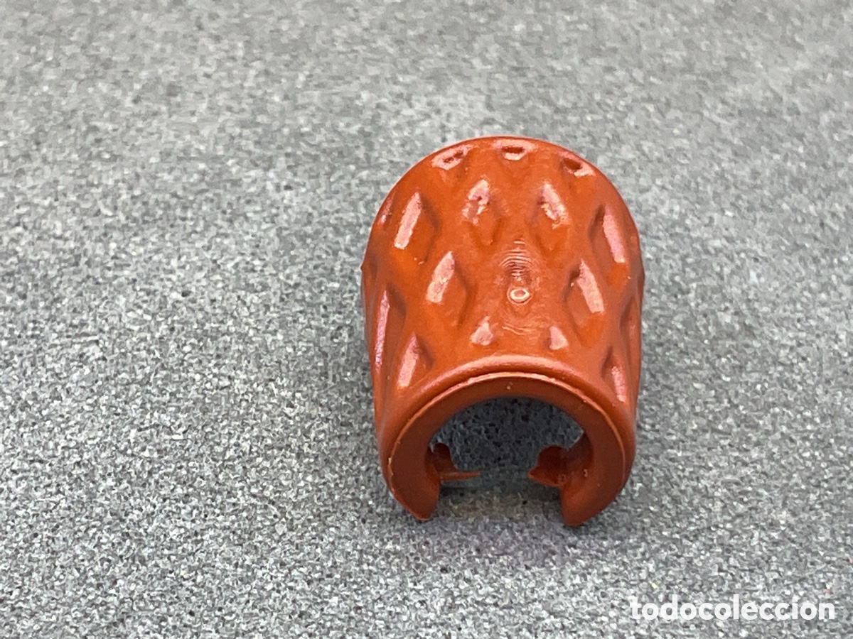 Playmobil: ACCESORIO PLAYMOBIL. PU&Ntilde;O, BRAZALETE, MU&Ntilde;EQUERA.