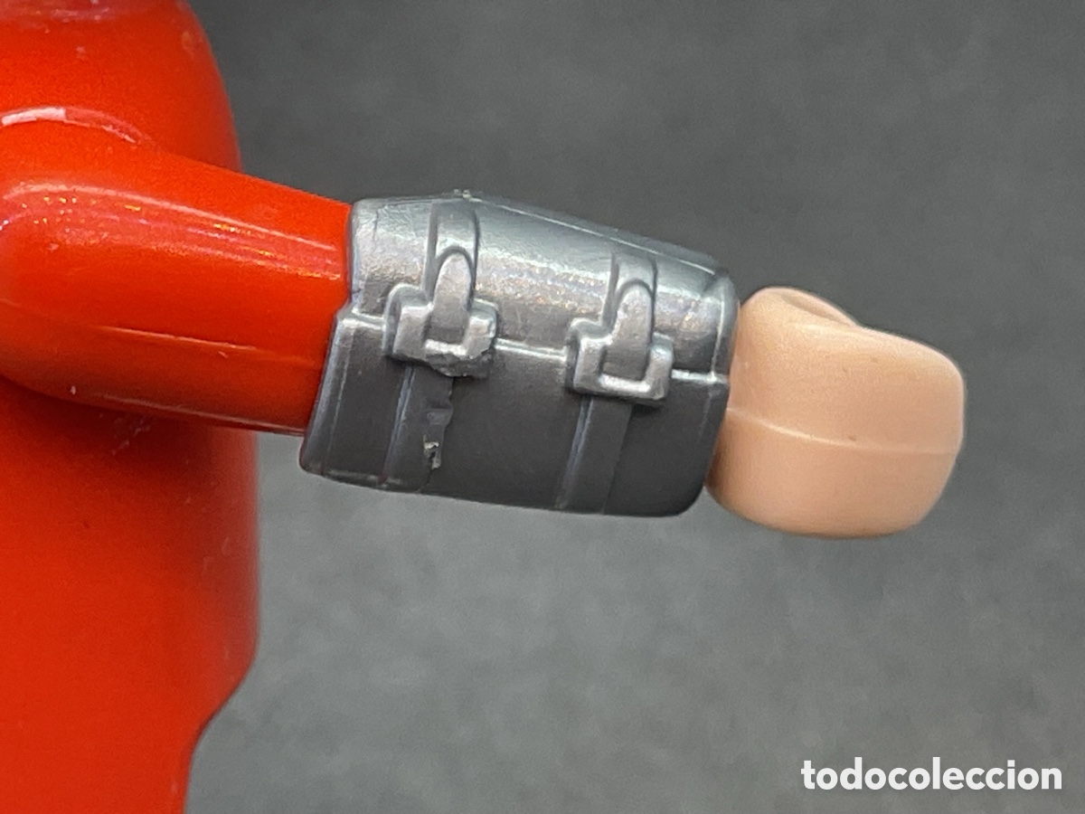 Playmobil: ACCESORIO PLAYMOBIL. PU&Ntilde;O, BRAZALETE, MU&Ntilde;EQUERA.