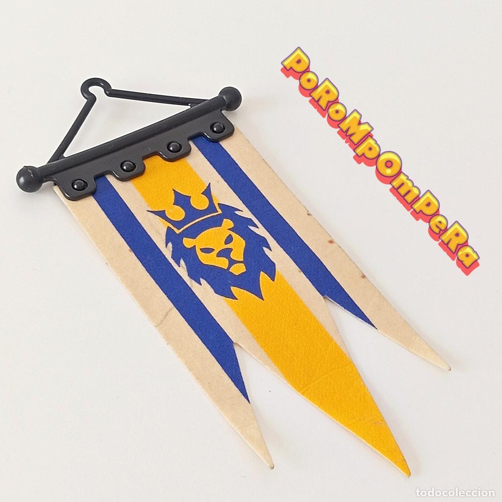Playmobil: PLAYMOBIL ESTANDARTE MEDIEVAL TELA GRAN CASTILLO DE LOS LEONES 3268 + ENGANCHE SUJECI&Oacute;N NEGRO T8