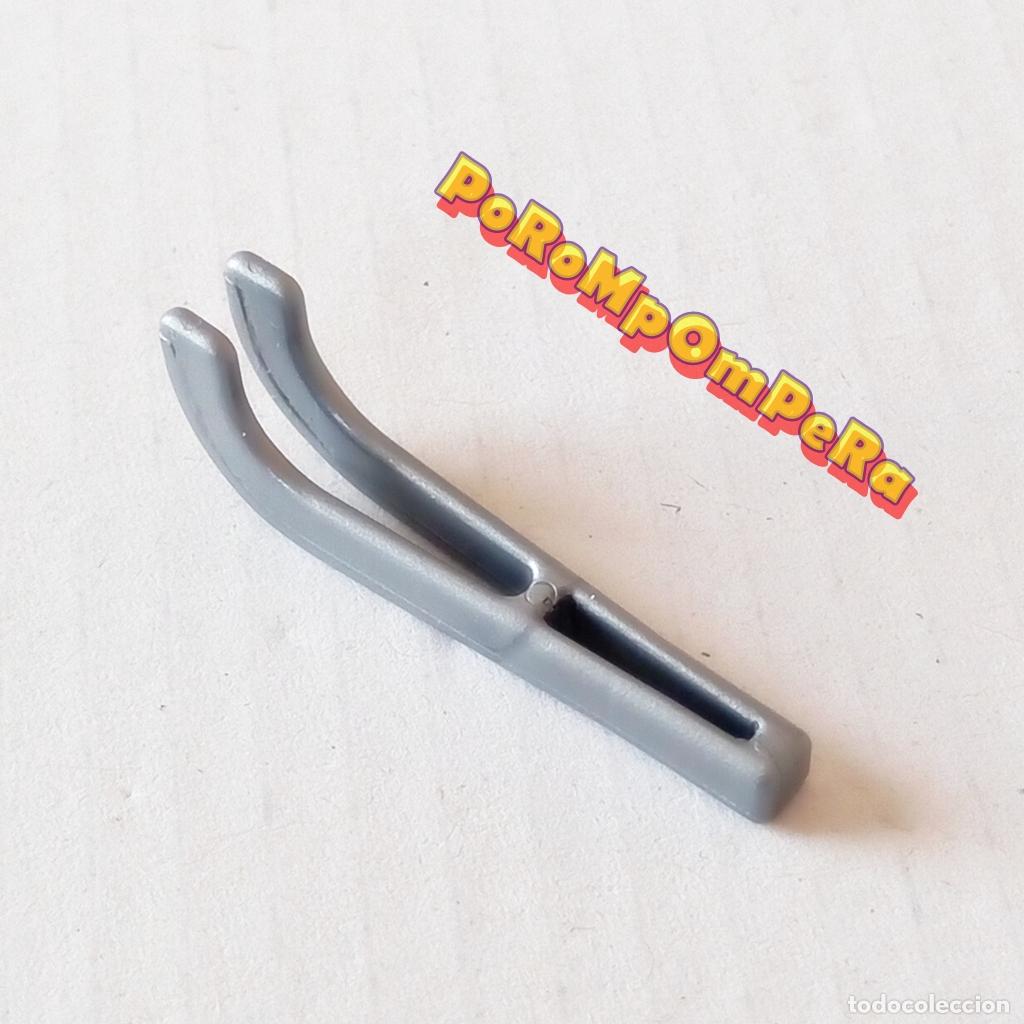 Playmobil: PLAYMOBIL PINZAS PLATEADAS BARBACOA PARRILLA COCINA T9