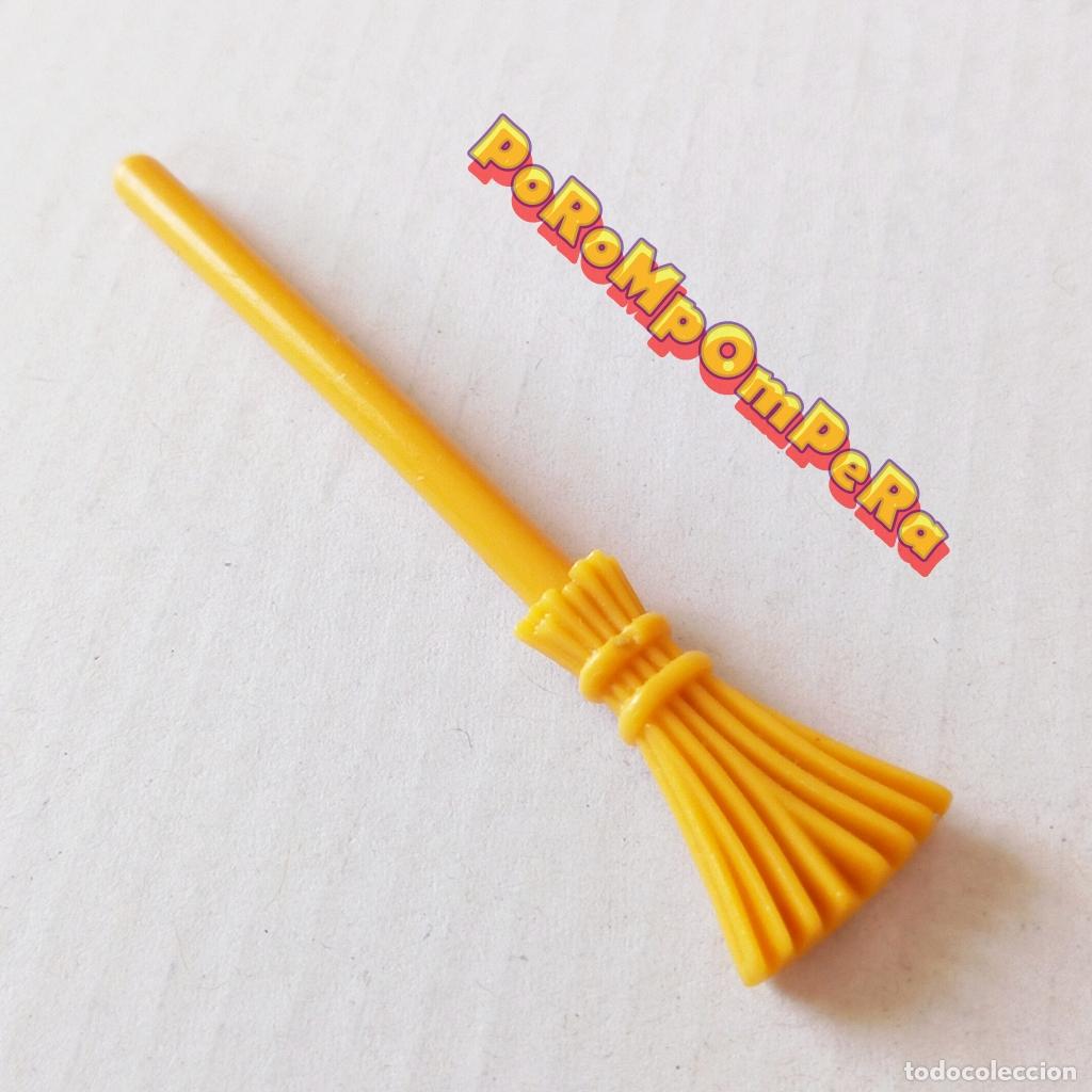 Playmobil: PLAYMOBIL ESCOBA MOSTAZA GRANJA MEDIEVAL MU&Ntilde;ECO DE NIEVE CIRCO - DIFERENTES SETS T9
