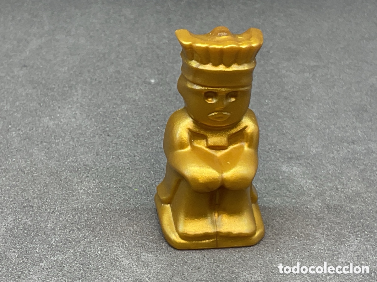 Playmobil: ACCESORIO PLAYMOBIL. ESTATUTA DORADA.