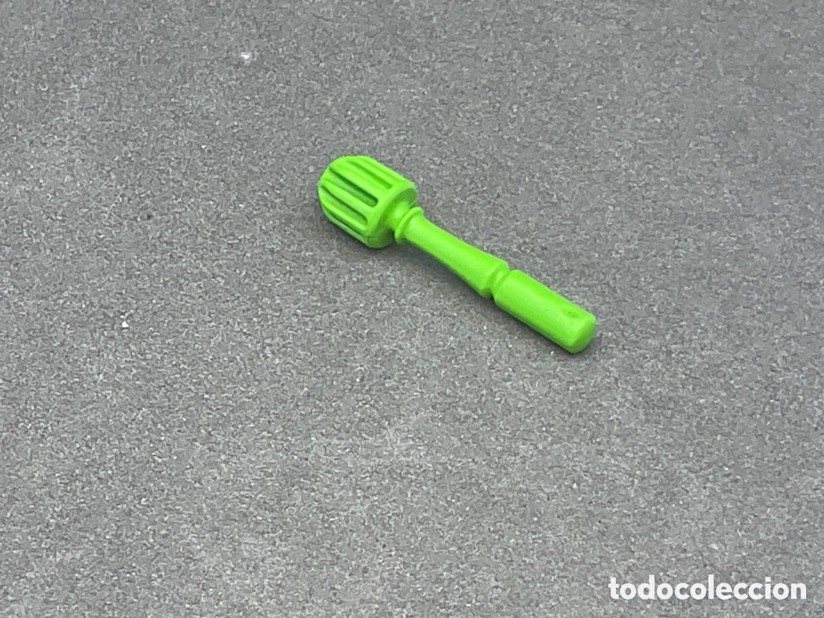 Playmobil: ACCESORIO PLAYMOBIL. ESCOBILLA PARA EL BA&Ntilde;O COLOR VERDE CLARO.