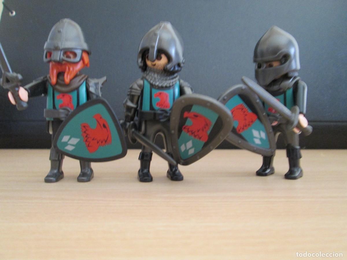 Playmobil: Playmobil. Lote de tres caballeros del Halc&oacute;n