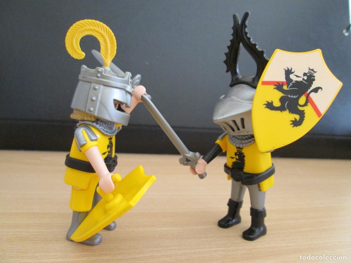 Playmobil: Playmobil. Lote de dos caballeros del Le&oacute;n - Foto 2