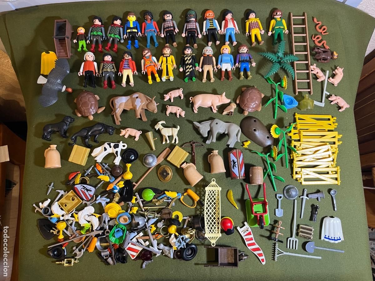 Playmobil: Gran lote Playmobil Geobra vintage con 50 figuras, animales y accesorios medievales, granja y zoo