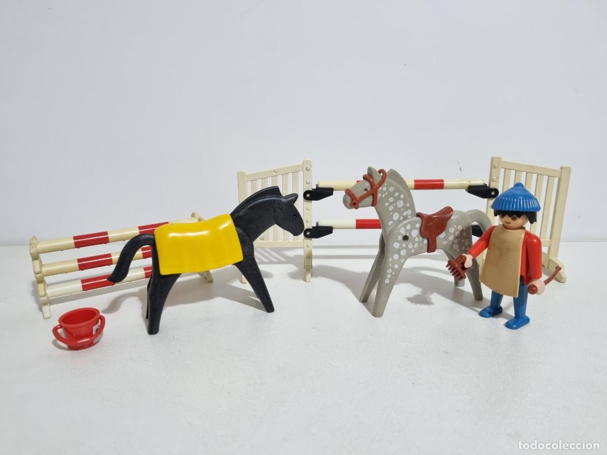 Playmobil: Playmobil 3140 Cuidador Caballo Domador Escuela Ecuestre Hipica Obstaculo Salto