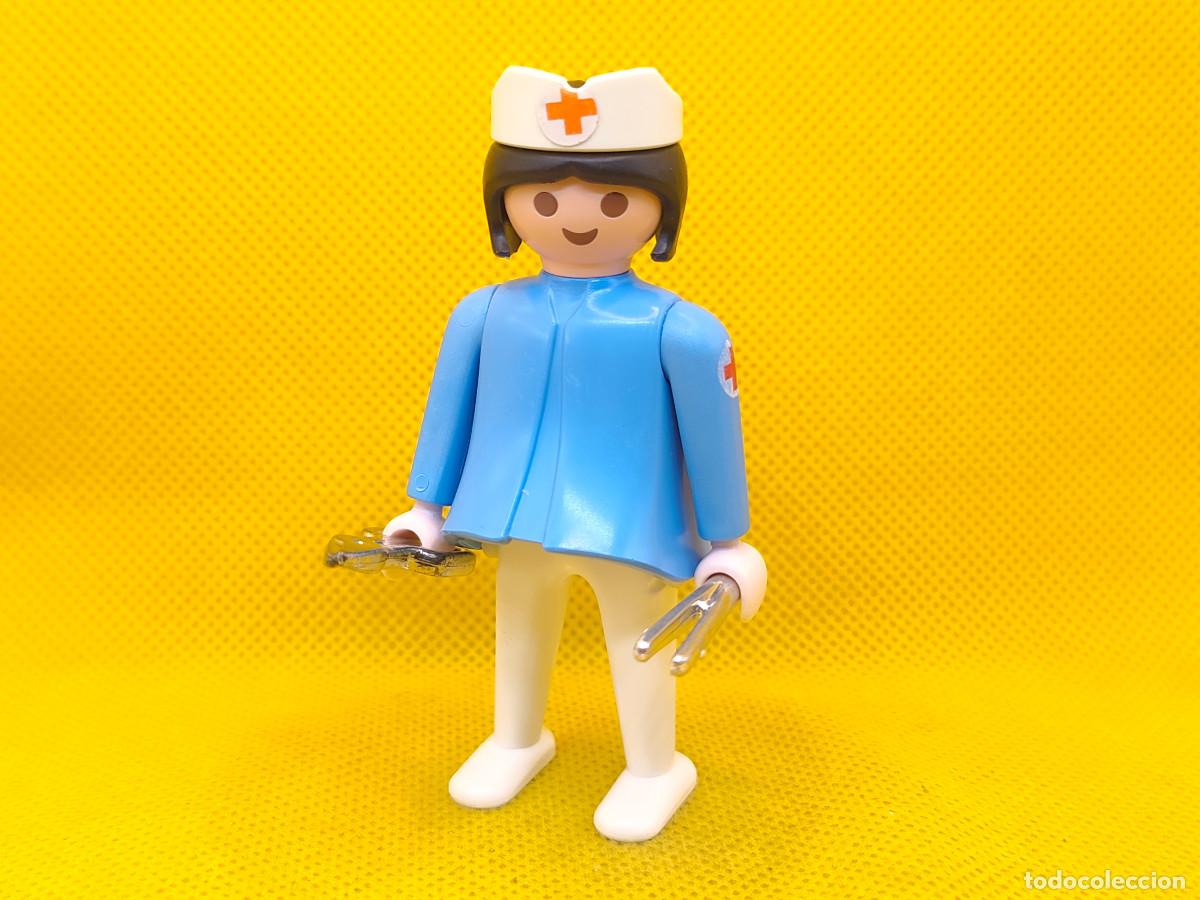 Playmobil: Playmobil Enfermera azul, clack con pinzas y tijeras