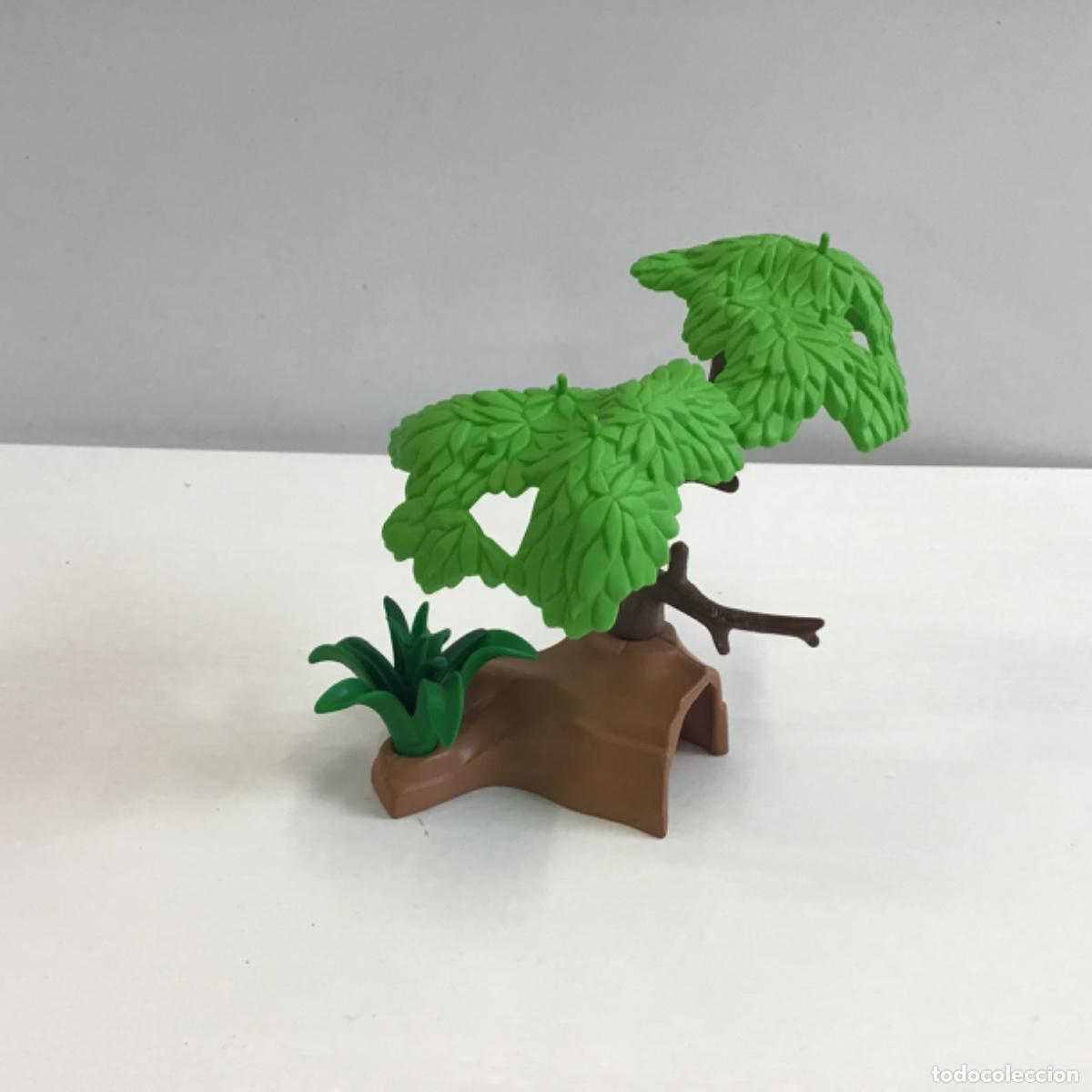 Playmobil: PLAYMOBIL tronco con &aacute;rbol y planta