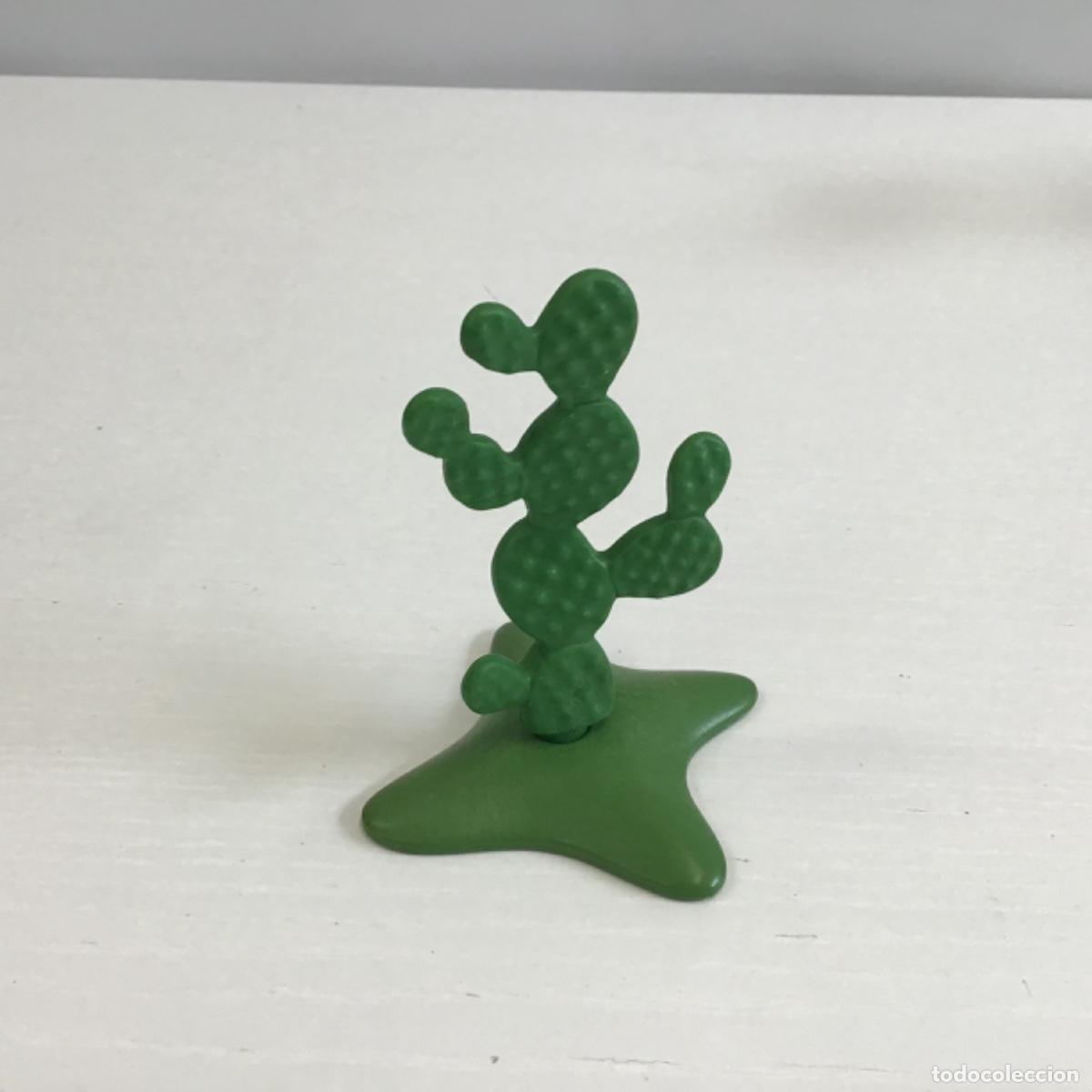 Playmobil: PLAYMOBIL Cactus con plataforma verde. N3