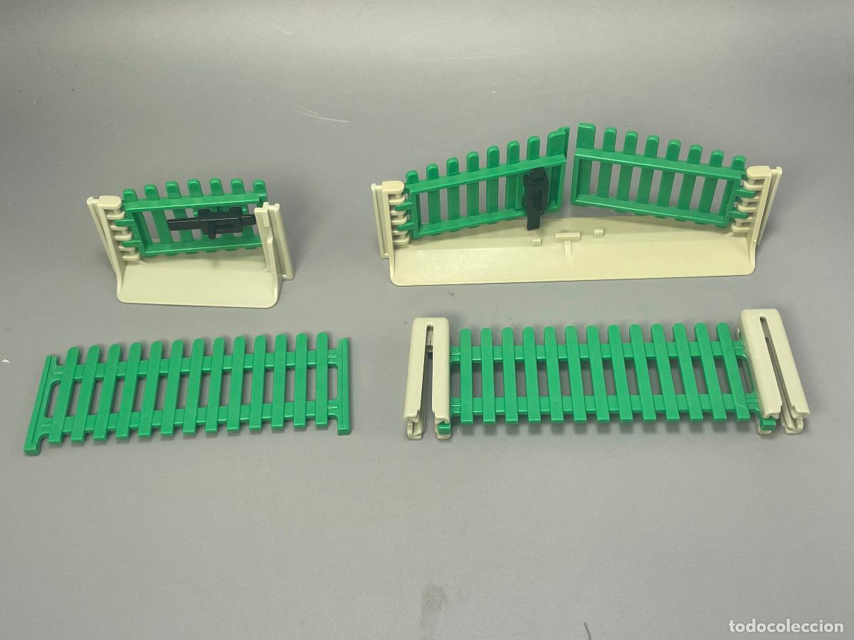 Playmobil: Playmobil 3504 lote valla granja con pilar uni&oacute;n y puertas
