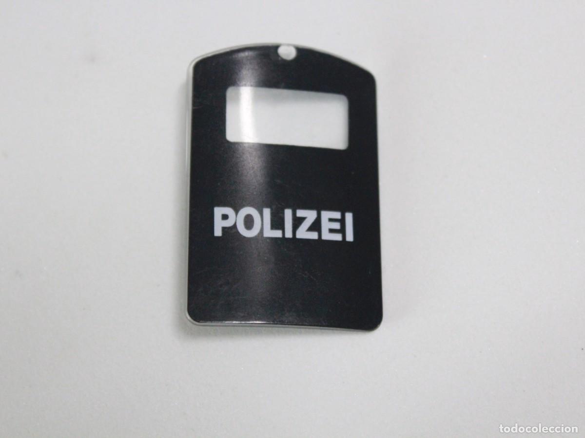 Playmobil: Accesorio Playmobil escudo antidisturbios POLIZEI polic&iacute;a alemana alem&aacute;n