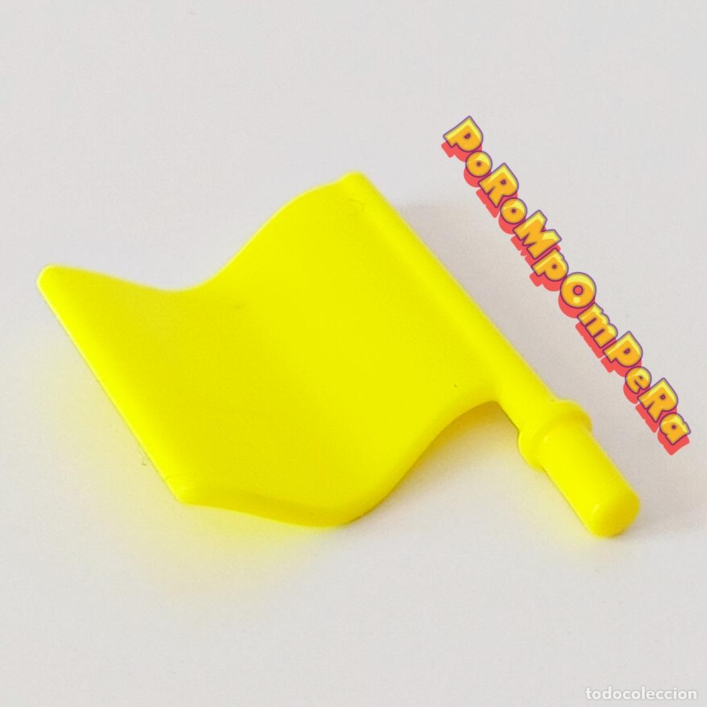 Playmobil: PLAYMOBIL BANDER&Iacute;N AMARILLO NE&Oacute;N JUEZ DE L&Iacute;NEA 4717 4718 LINIER ARBITRO ASISTENTE F&Uacute;TBOL A3