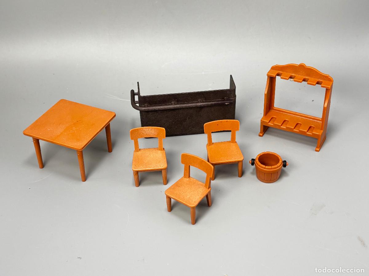 Playmobil: Playmobil lote mueble armero mesa silla barra sal&oacute;n oeste