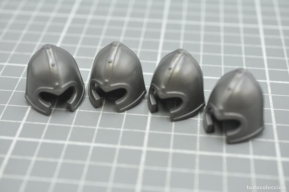 Playmobil: WSK090 Playmobil, 4 cascos