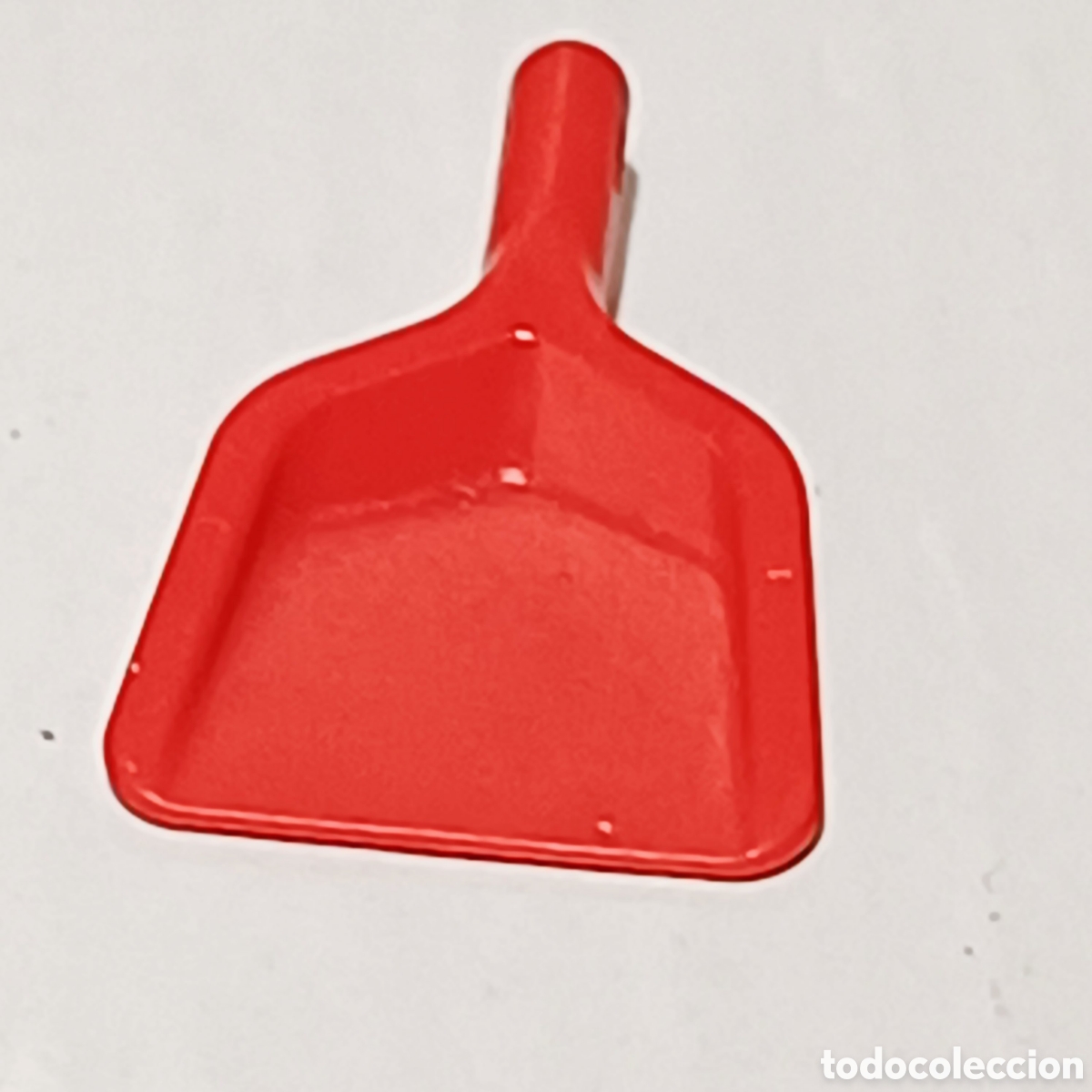 Playmobil: Pieza playmobil pala recogedor de mano rojo N&deg; 30200222 ref. 5271 5329 4327 9457