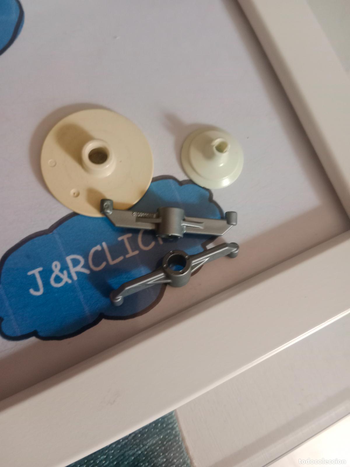 Playmobil: Playmobil repuesto blanco y gris pies soportes