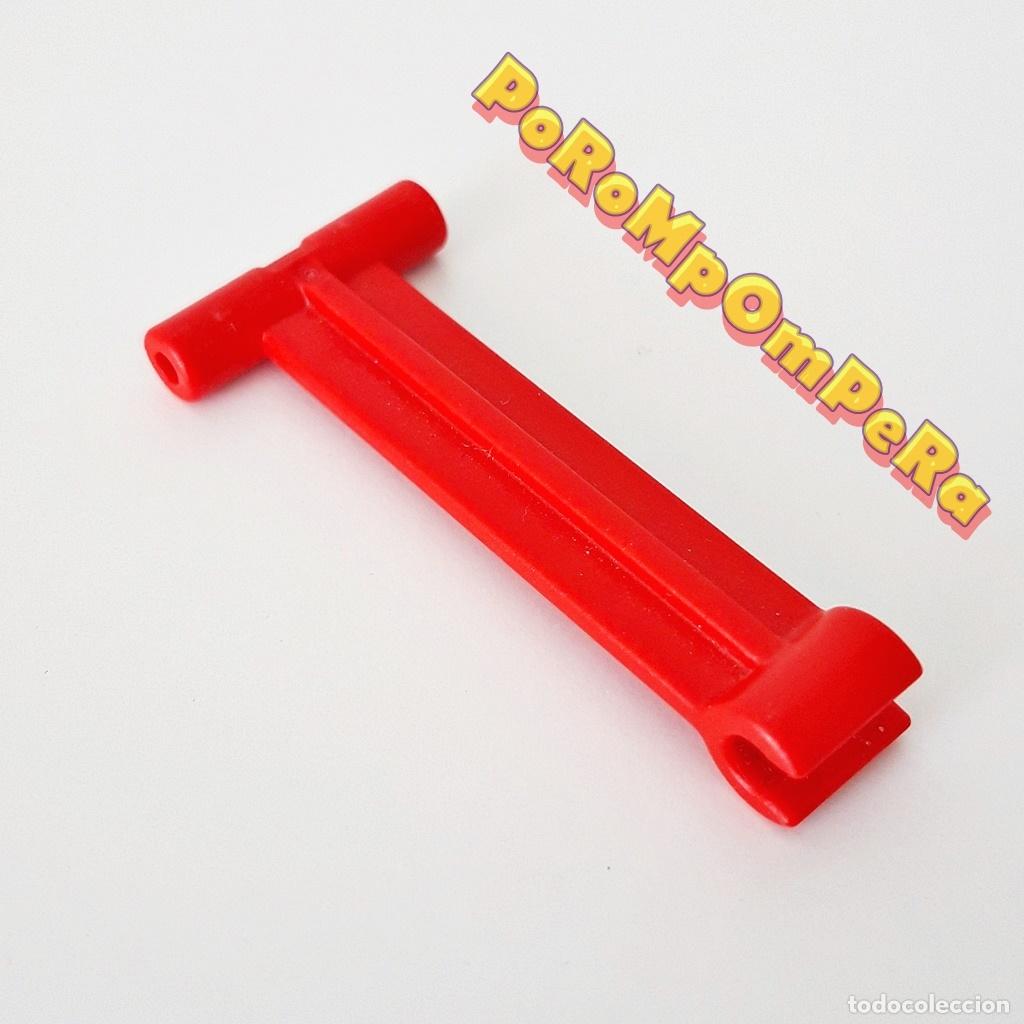 Playmobil: PLAYMOBIL PIEZA ROJA ELEVADOR RAMPA CAMI&Oacute;N ASISTENCIA EN CARRETERA 4079 5011 5059 5207 COCHE D4