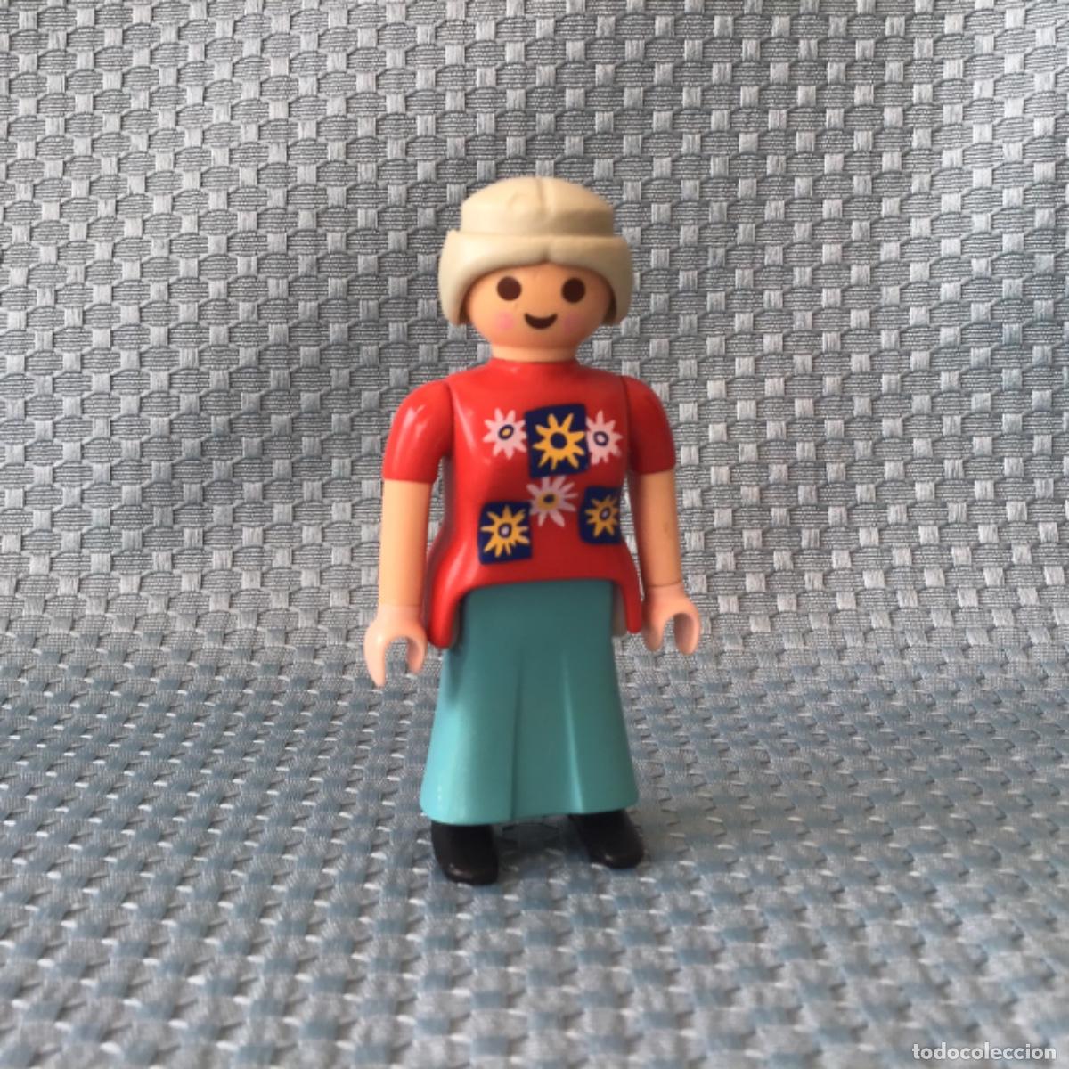 Playmobil: Playmobil Mu&ntilde;eco granjera 113