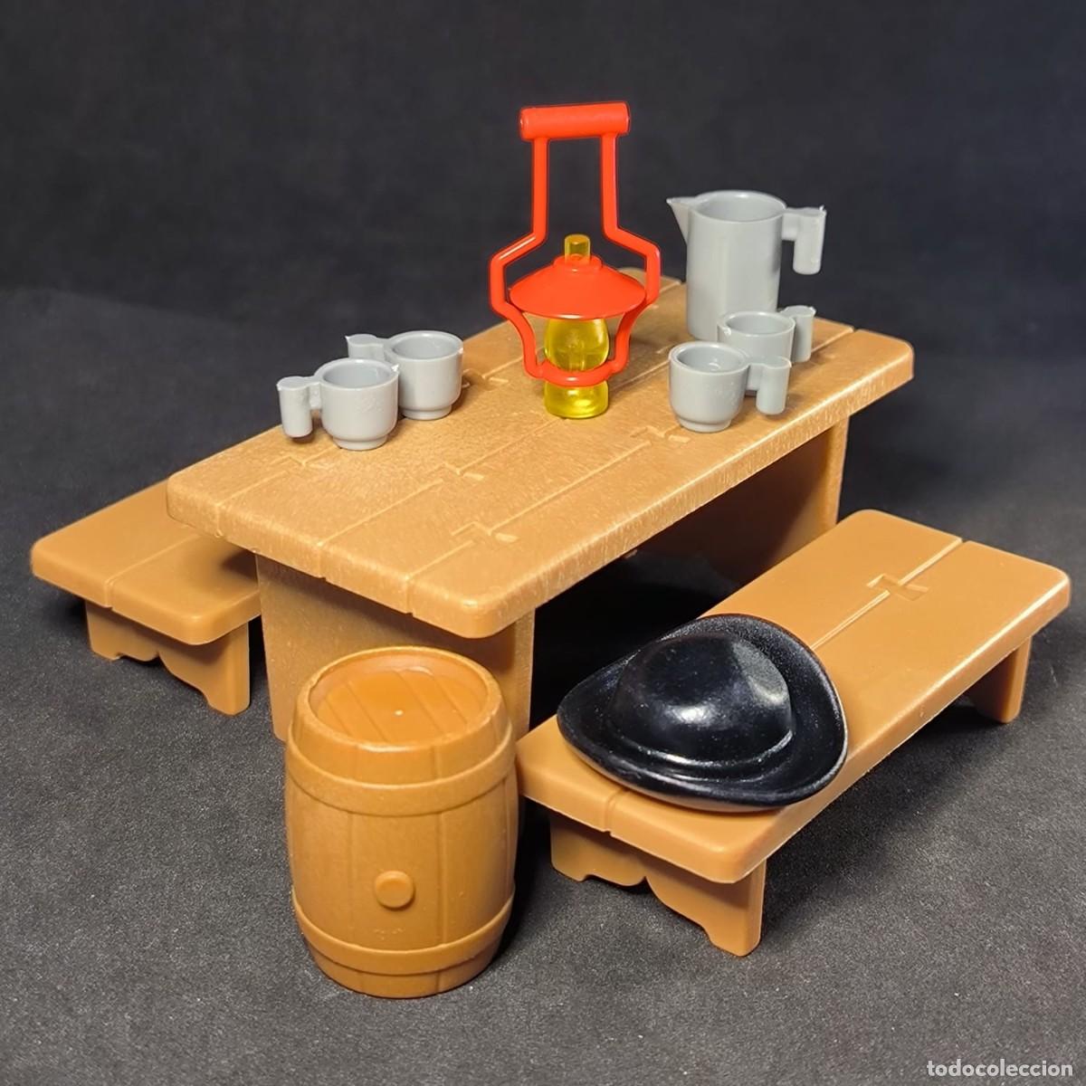 Playmobil: Playmobil mesa con bancos, farol y accesorios ☼