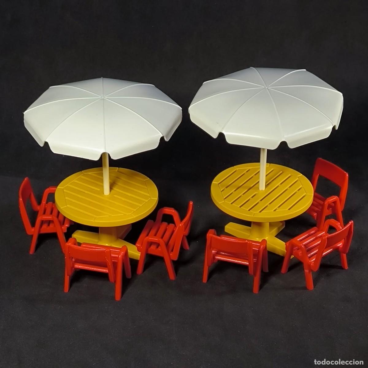Playmobil: Playmobil dos mesas con sombrillas blancas ☼