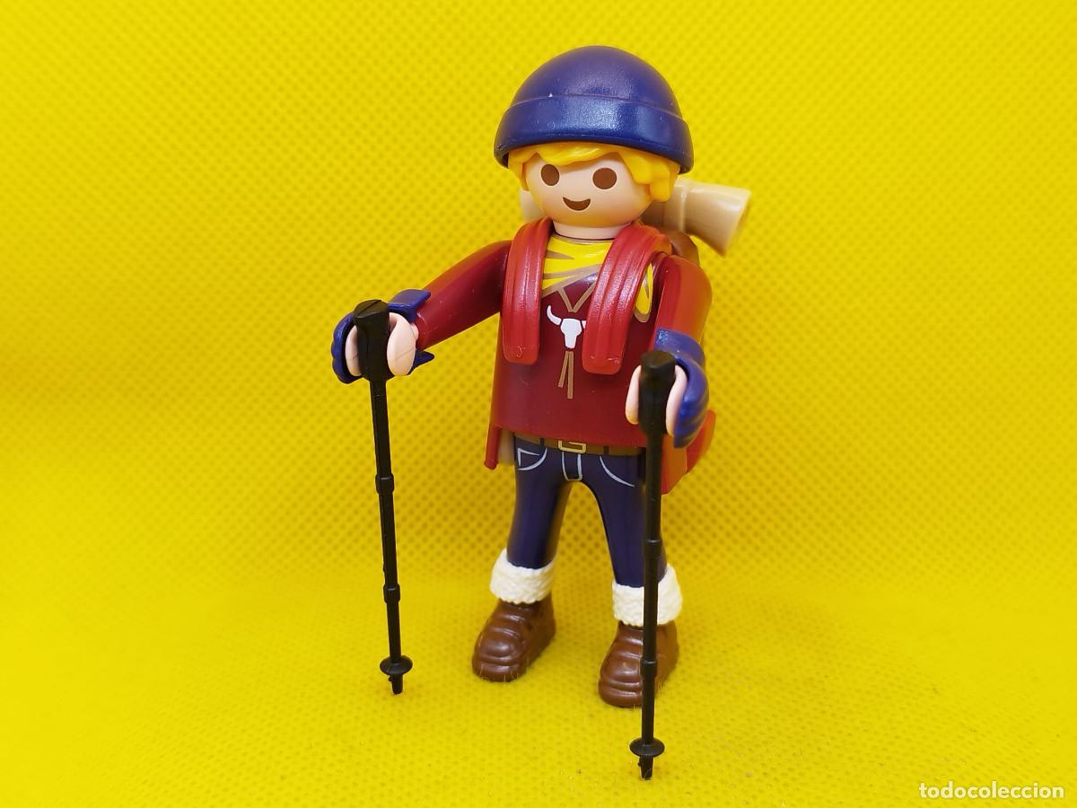 Playmobil: Playmobil Monta&ntilde;ero, excursionista con bastones y mochila