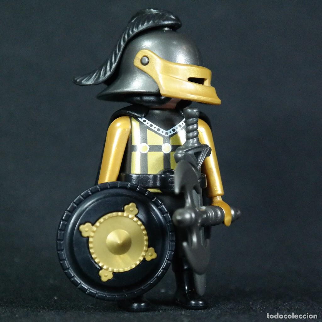 Playmobil: Playmobil caballero medieval dorado ☼