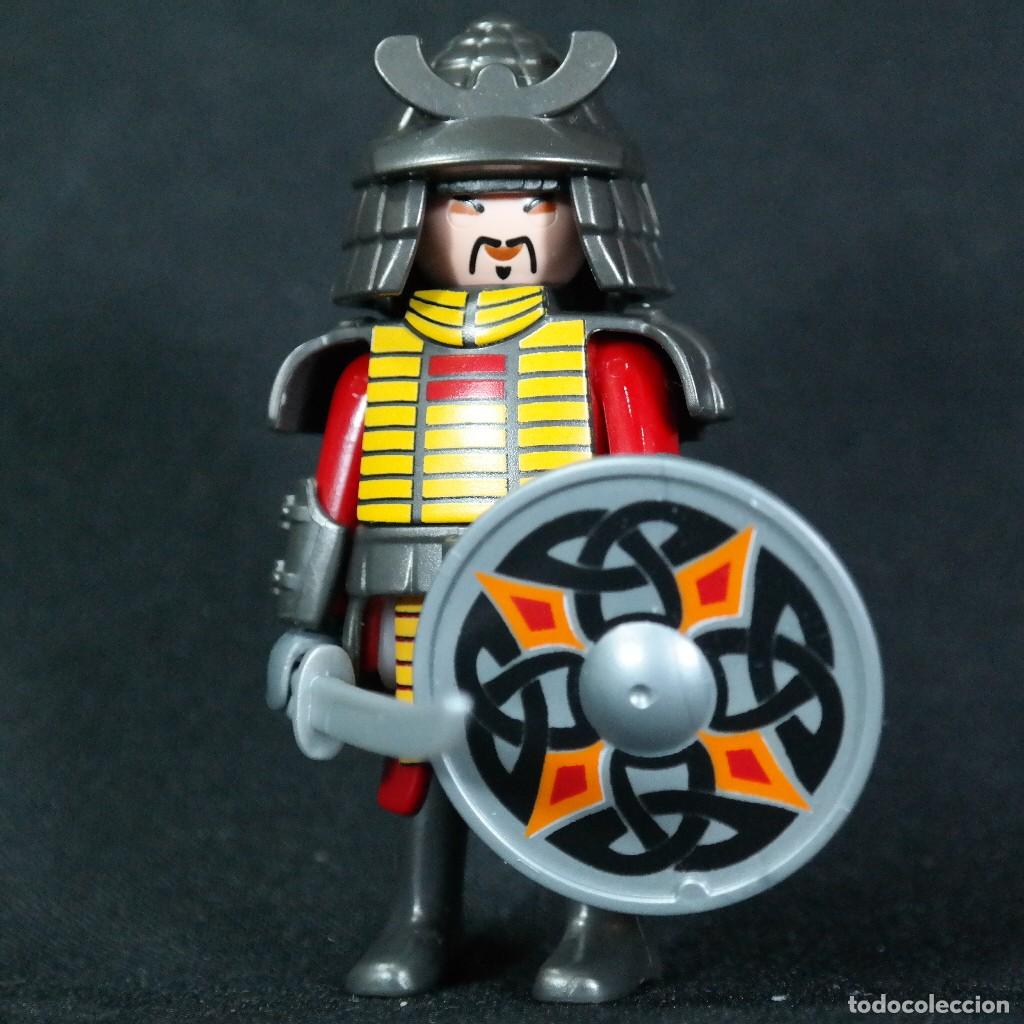 Playmobil: Playmobil samurai con escudo ☼