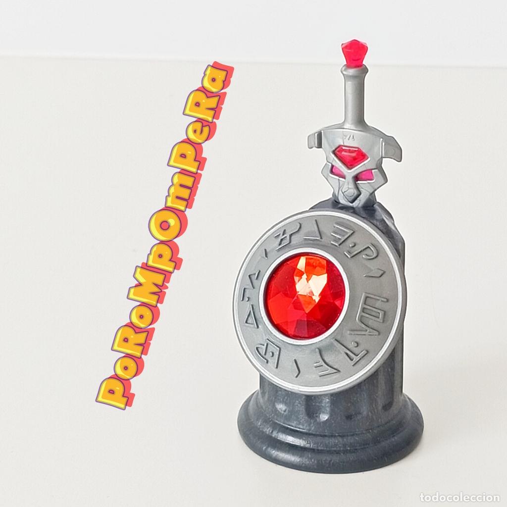 Playmobil: PLAYMOBIL COLUMNA CON ESCUDO Y ESPADA CABALLERO MEDIEVAL TEMPLARIO EXCALIBUR R8