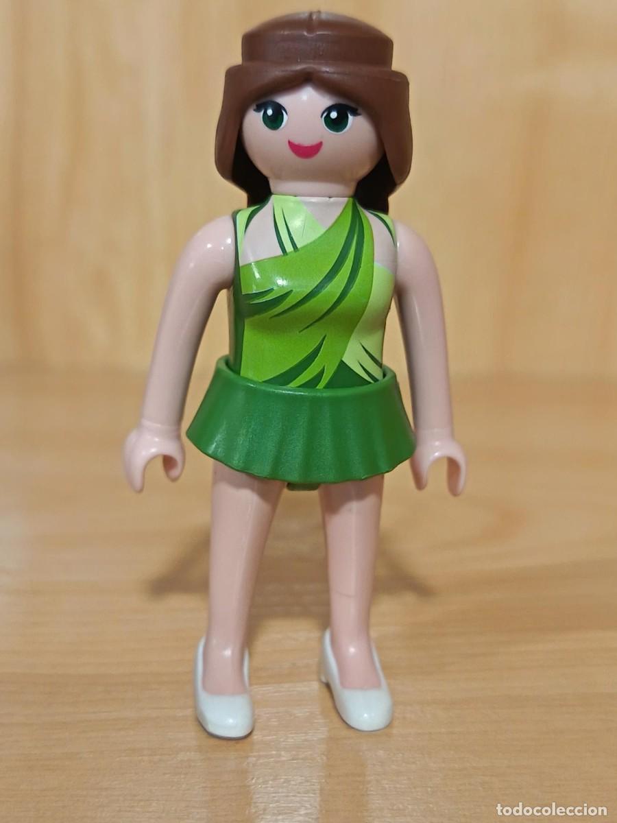 Playmobil: PLAYMOBIL FIGURA CHICA CON FALDA VERDE - 25/12/15