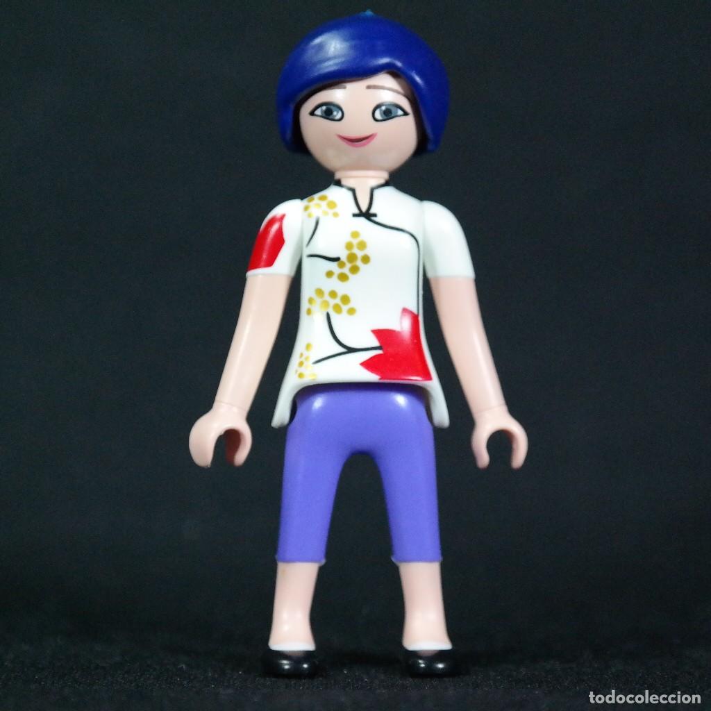 Playmobil: Playmobil mujer con pelo violeta☼