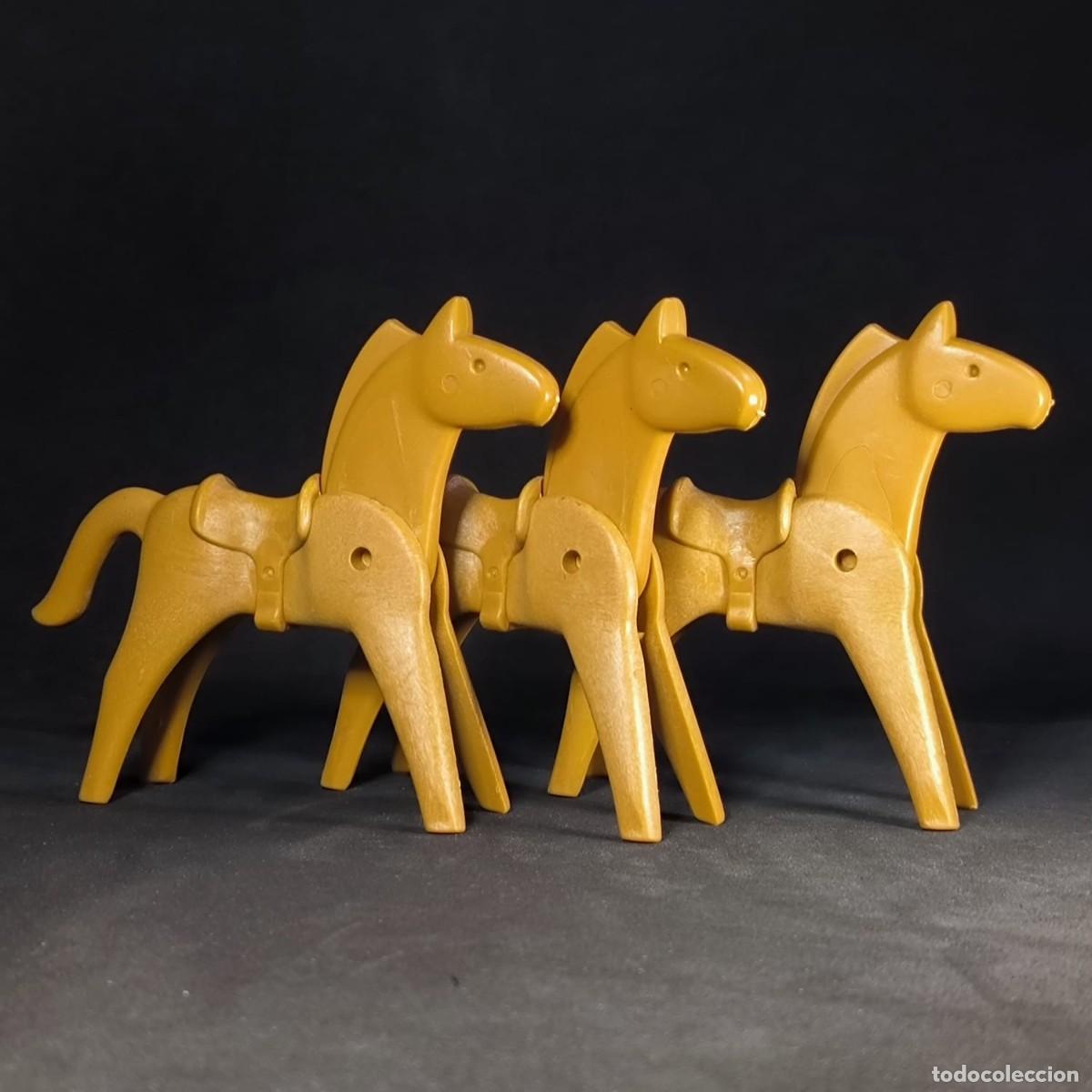 Playmobil: Playmobil 3 caballos sillas fijas ☼