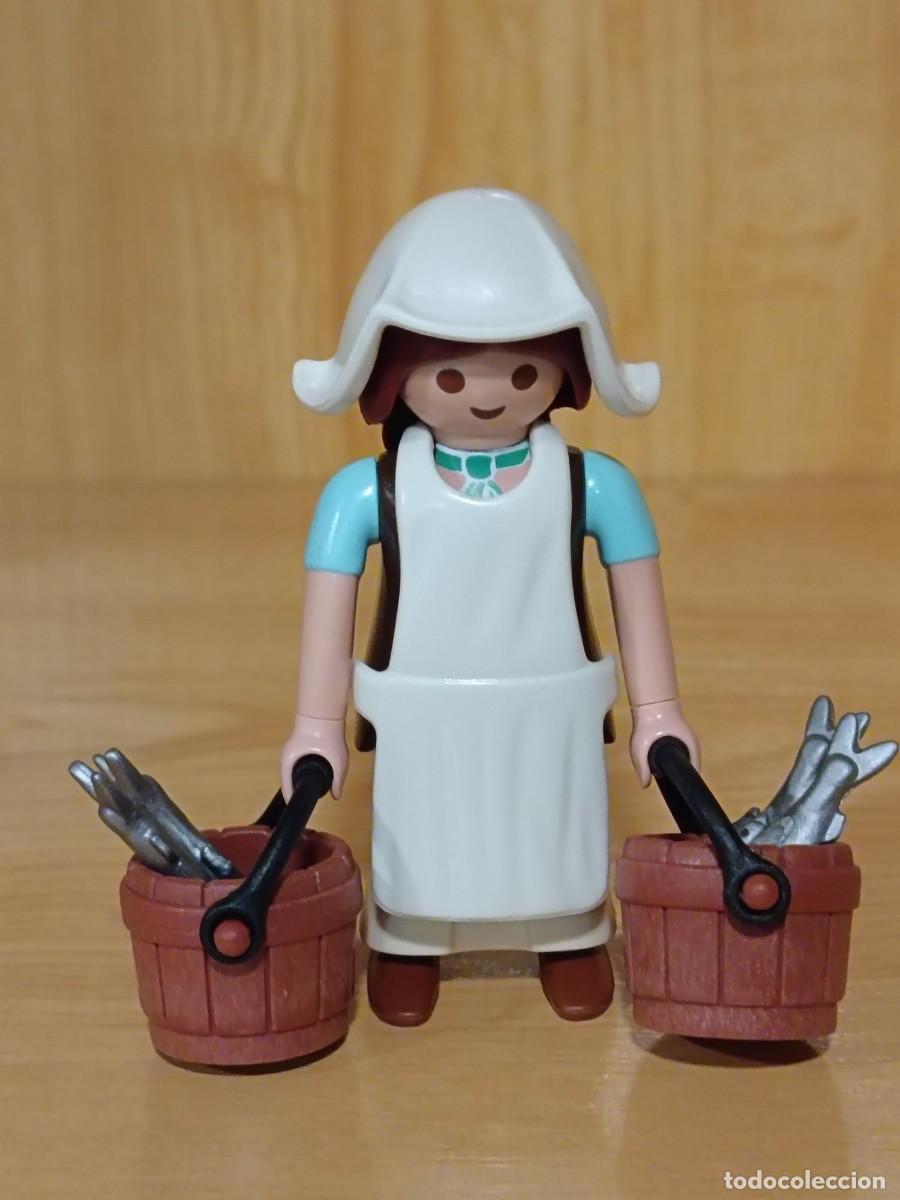 Playmobil: PLAYMOBIL BELEN ,ALDEANA , PESCADORA CON CUBOS Y PECES - 22/7/26