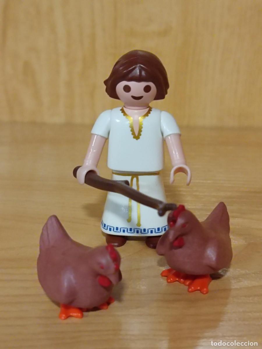 Playmobil: PLAYMOBIL BELEN ,NI&Ntilde;A CON GALLINAS MARRONES - 22/7/26