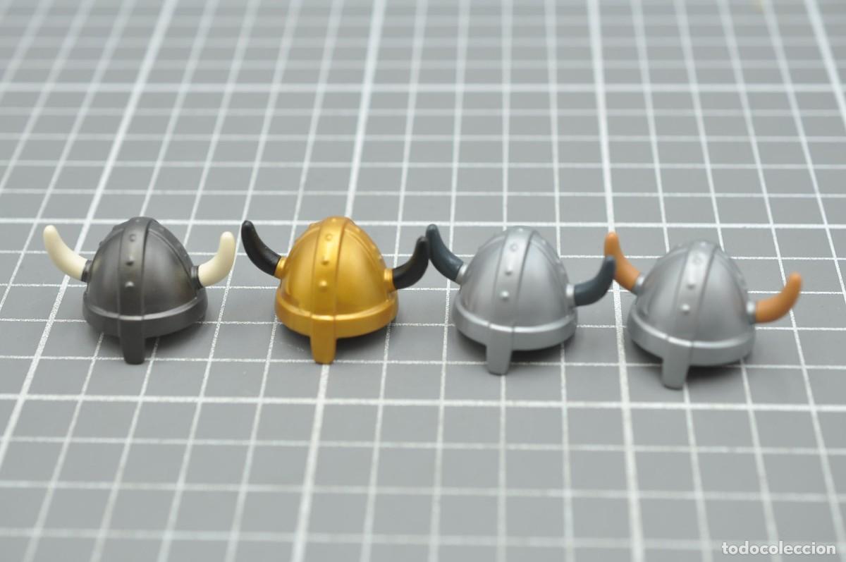 Playmobil: WSK091 Playmobil, 4 cascos