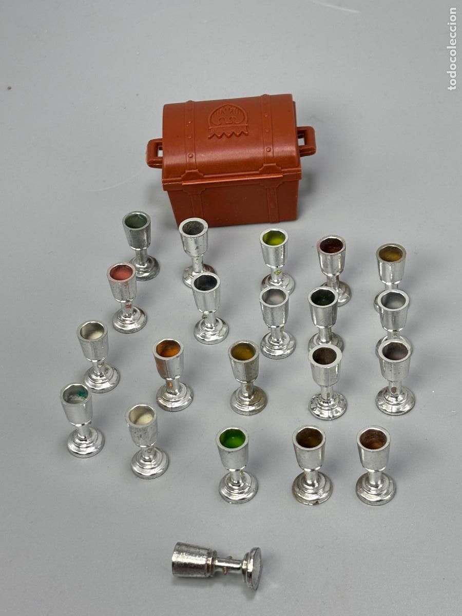 Playmobil: Playmobil lote cofre con copa cromado soldado medieval