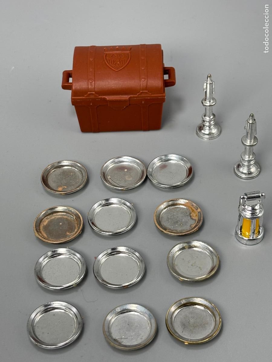 Playmobil: Playmobil lote cofre con plato l&aacute;mpara cromado soldado medieval