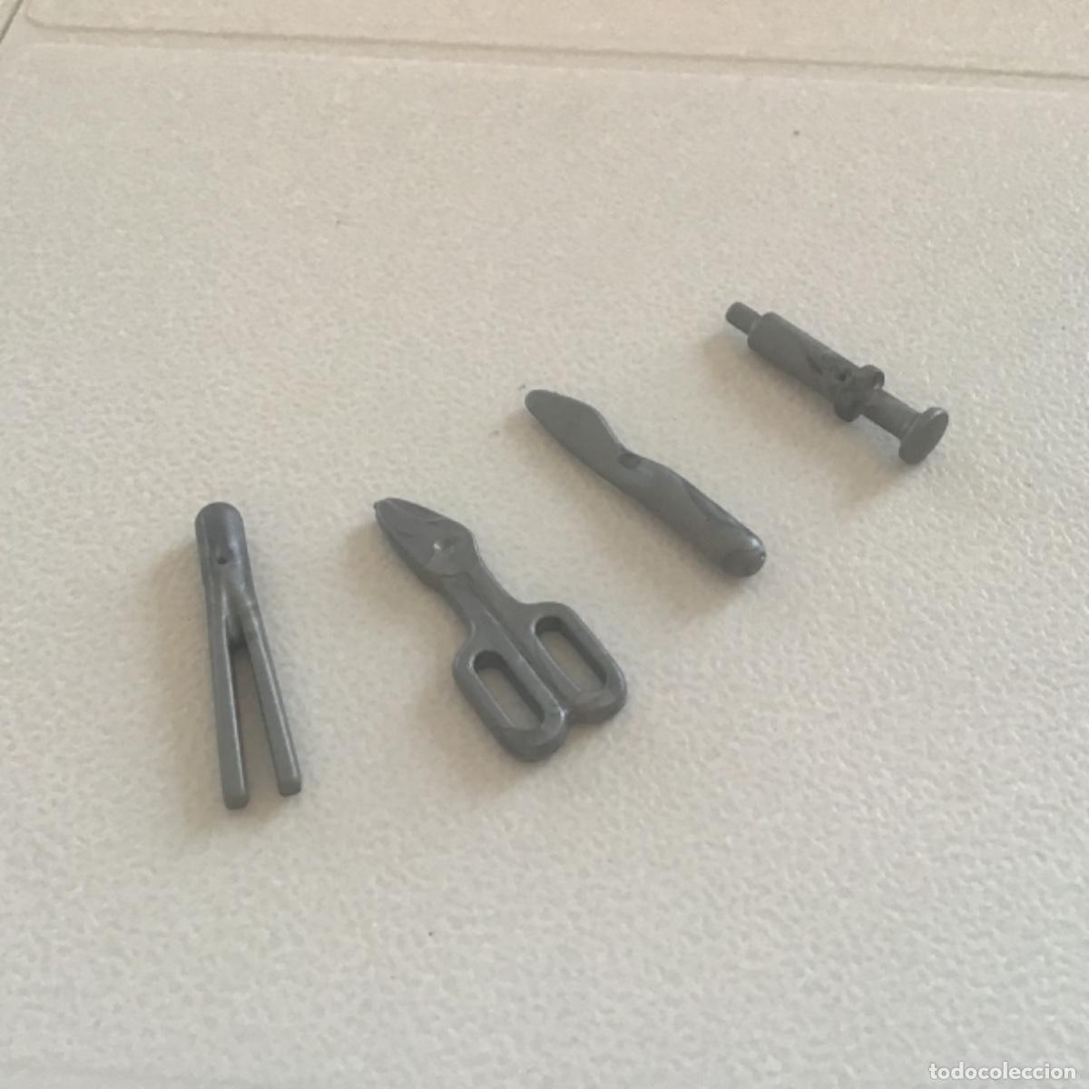 Playmobil: PLAYMOBIL Lote 4 utensilios m&eacute;dico, hospital. N4