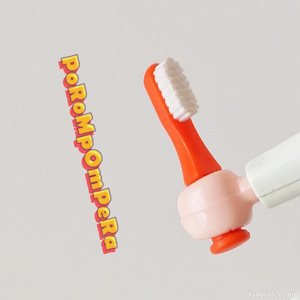 Playmobil: PLAYMOBIL CEPILLO DIENTES NARANJA LIMPIEZA DENTAL CUARTO DE BA&Ntilde;O ACCESORIO U1