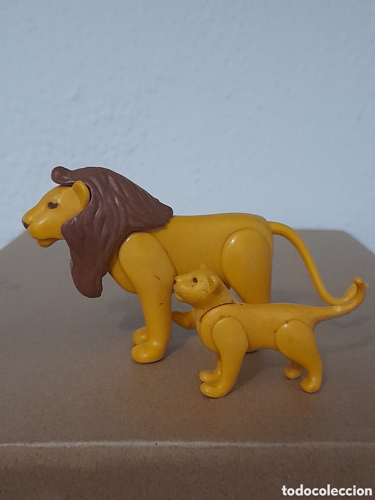 Playmobil: Playmobil figuras animales, le&oacute;n adulto y cr&iacute;a