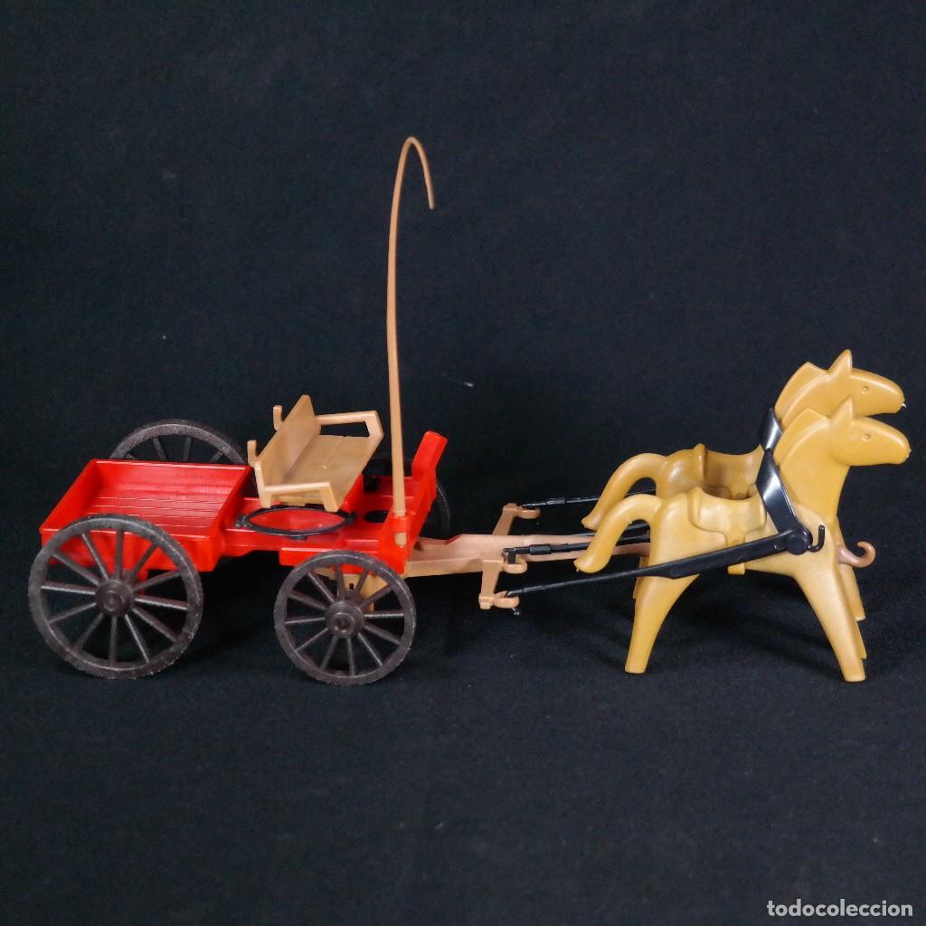 Playmobil: Playmobil carro rojo con dos caballos ☼