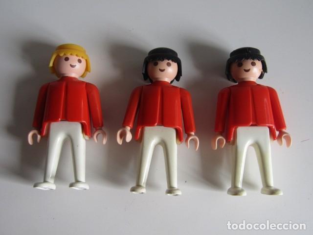 Playmobil: DIFICIL SET DE 3 CLIKS CASACAS ROJAS FAMOBIL 1&ordf; &Eacute;POCA PLAYMOBIL
