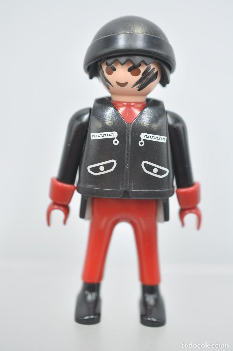 Playmobil: WSK095 Playmobil, figura hombre, delincuente